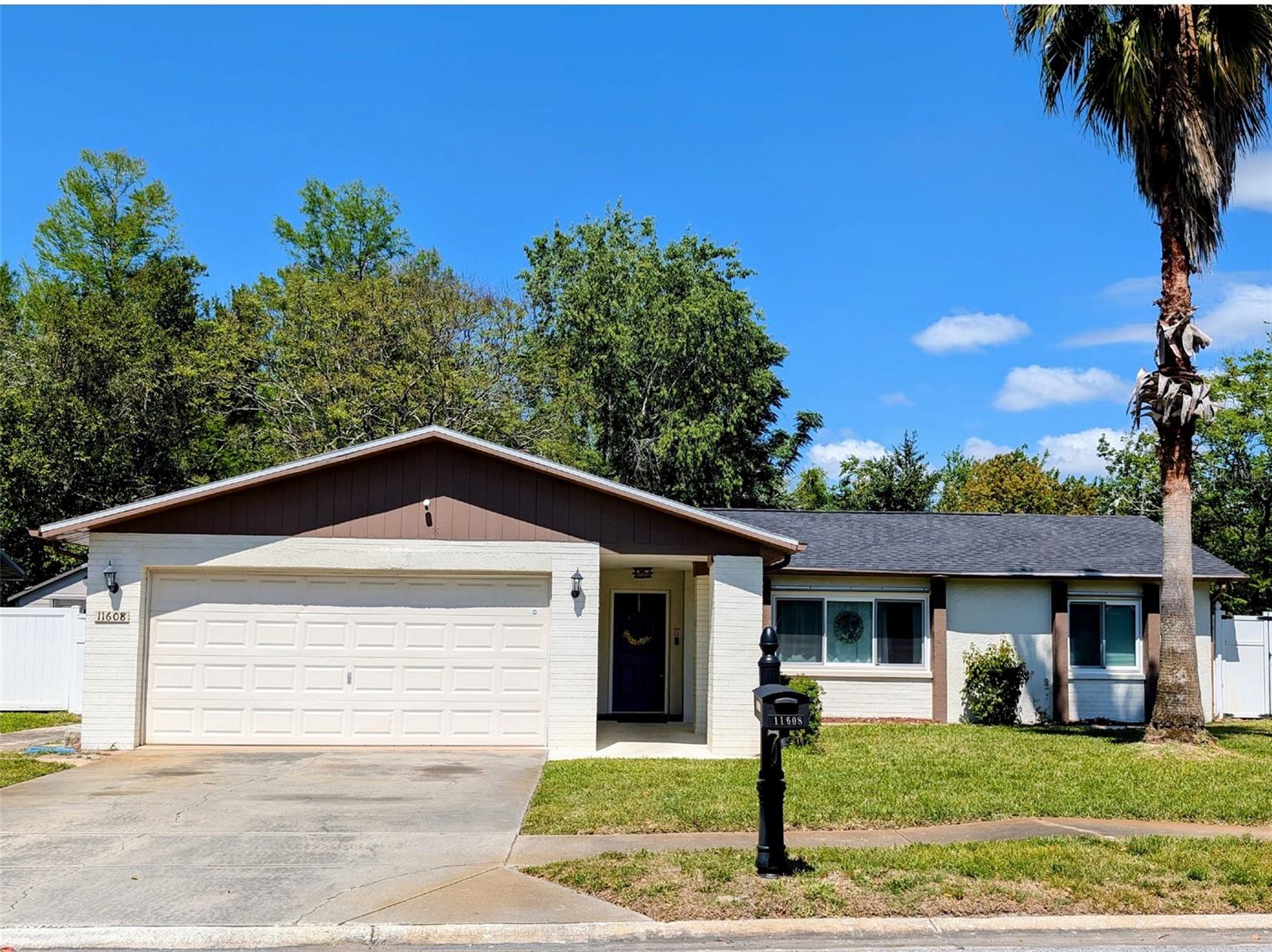 11608 Fox Run, FL