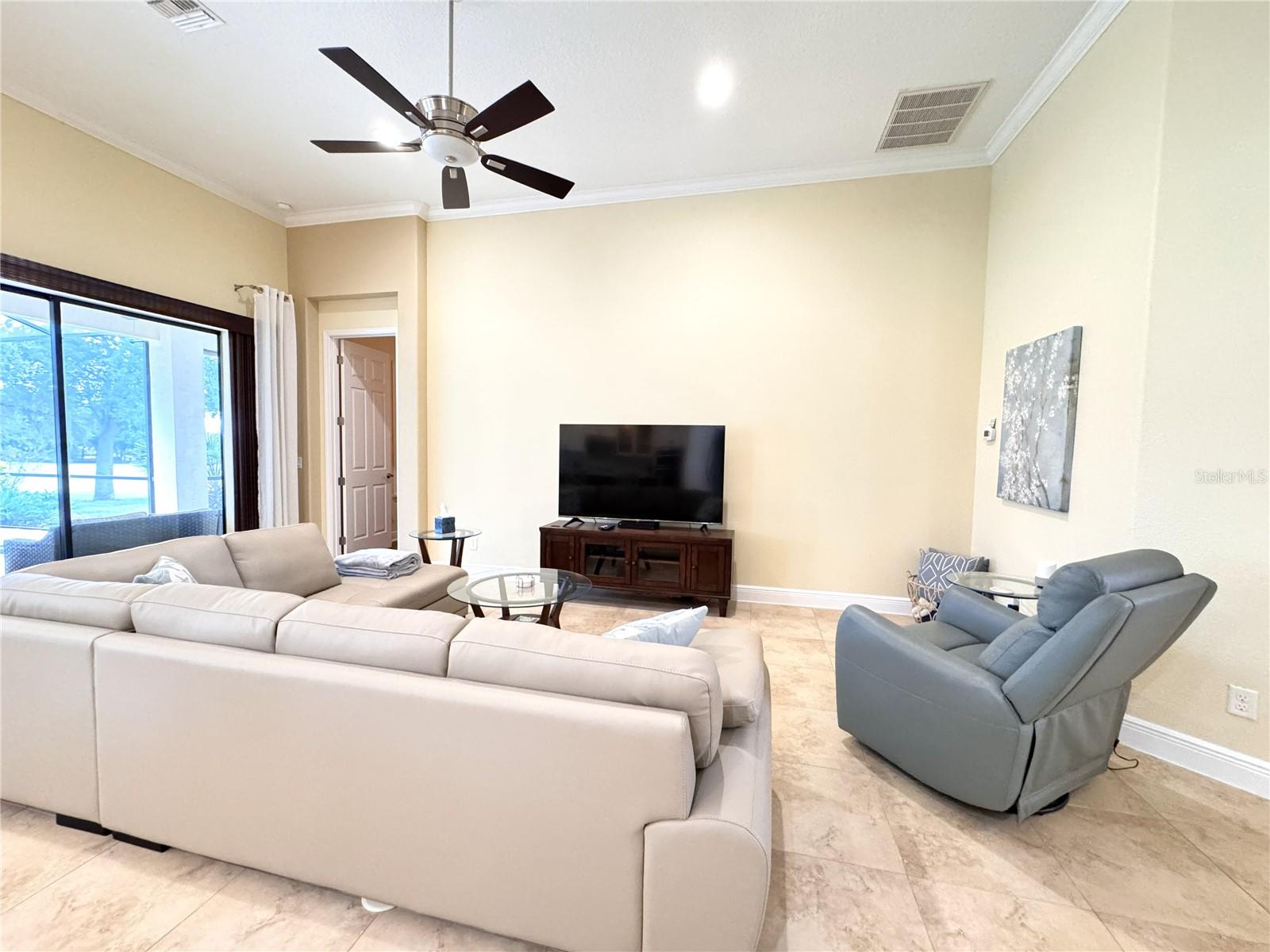 1240 Diamond Shore Loop, FL