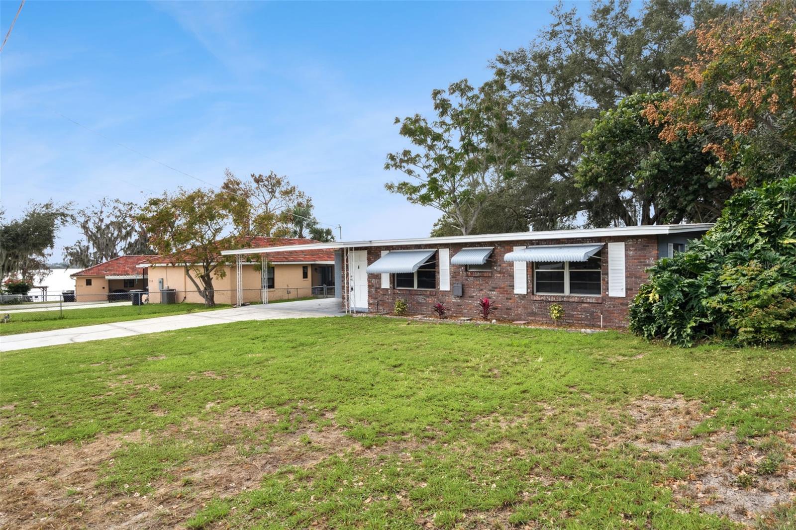 106 Lantern Ln, FL