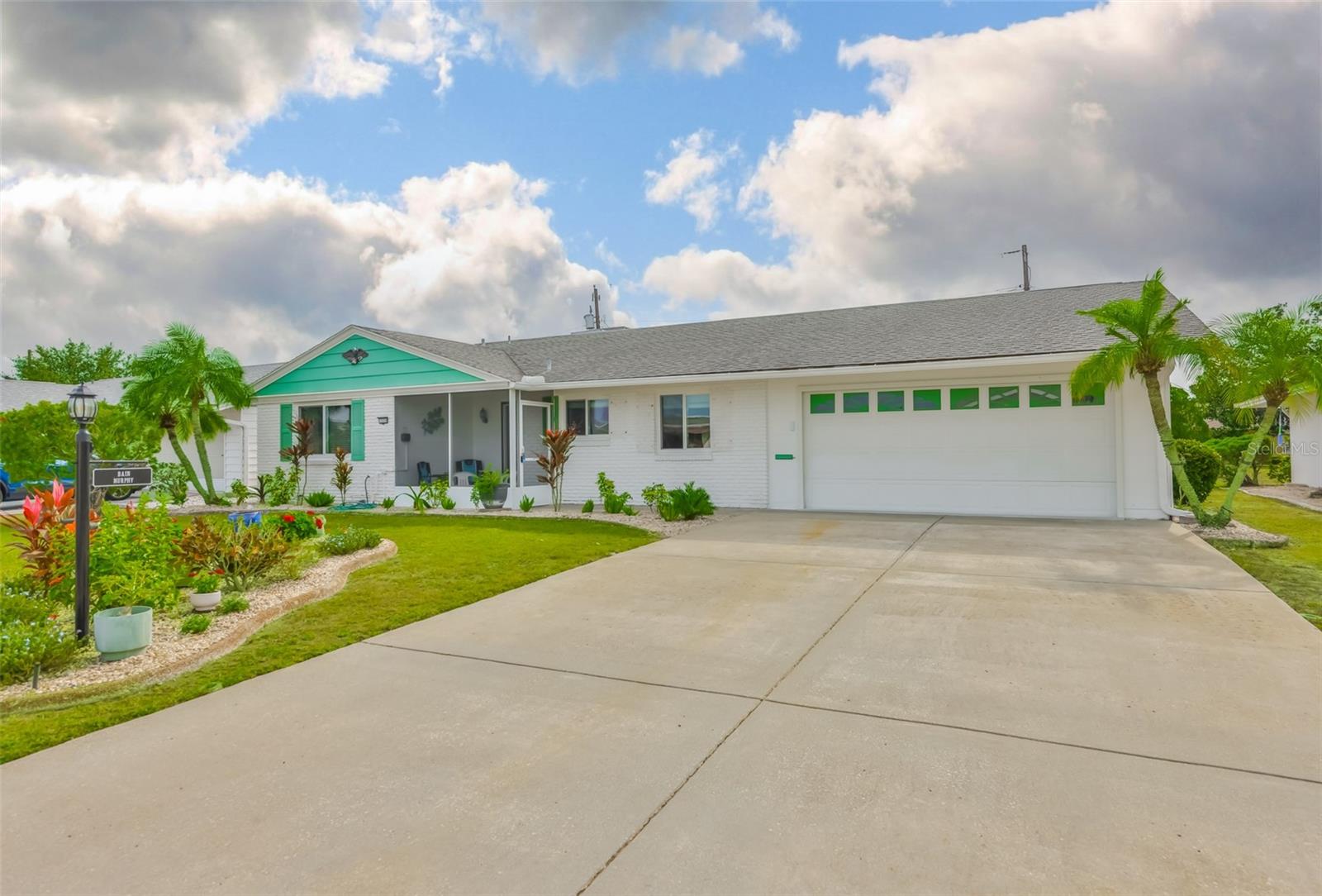 1520 Danbury Drive, FL