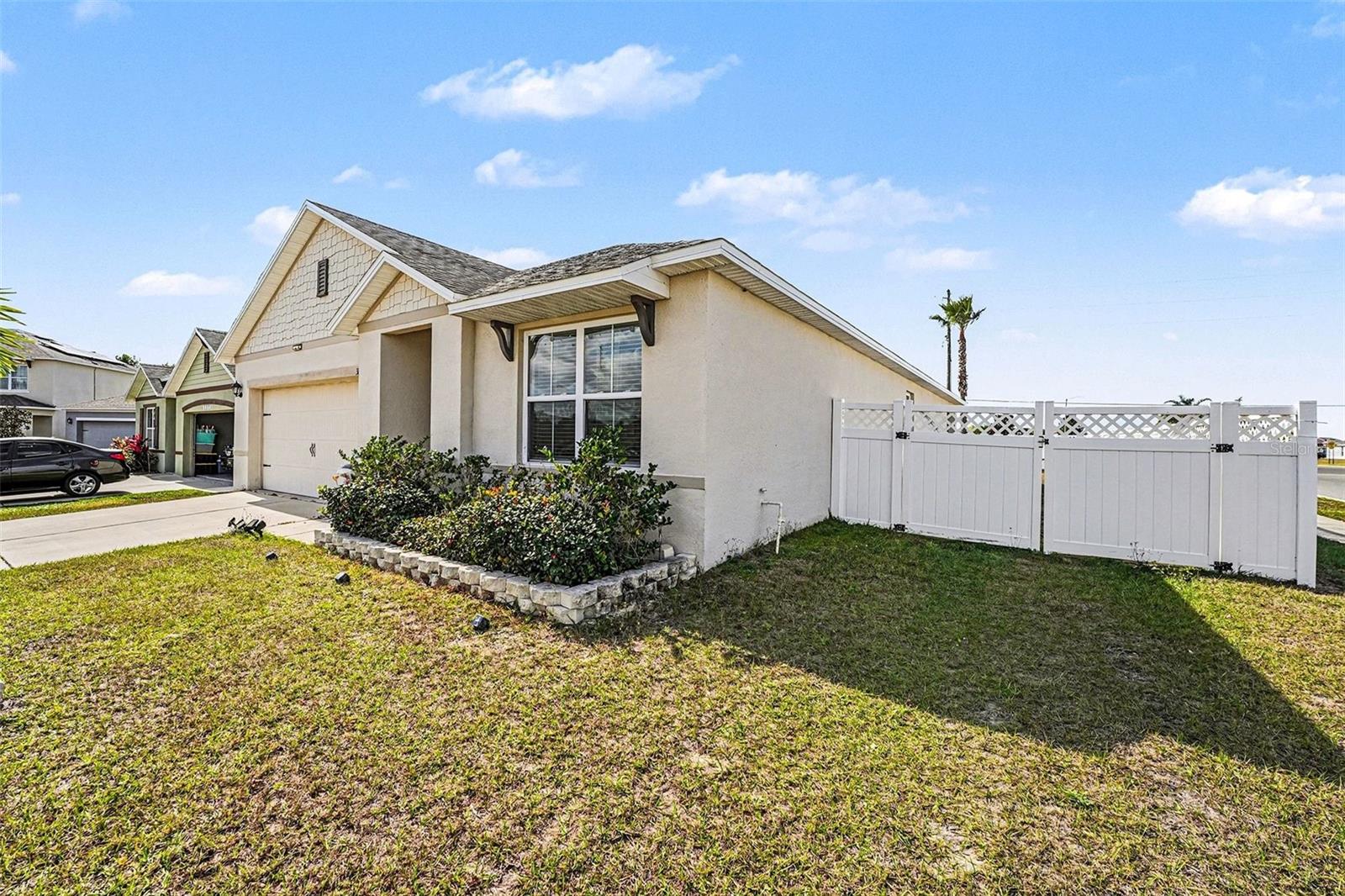 3180 Country Club Circle, FL