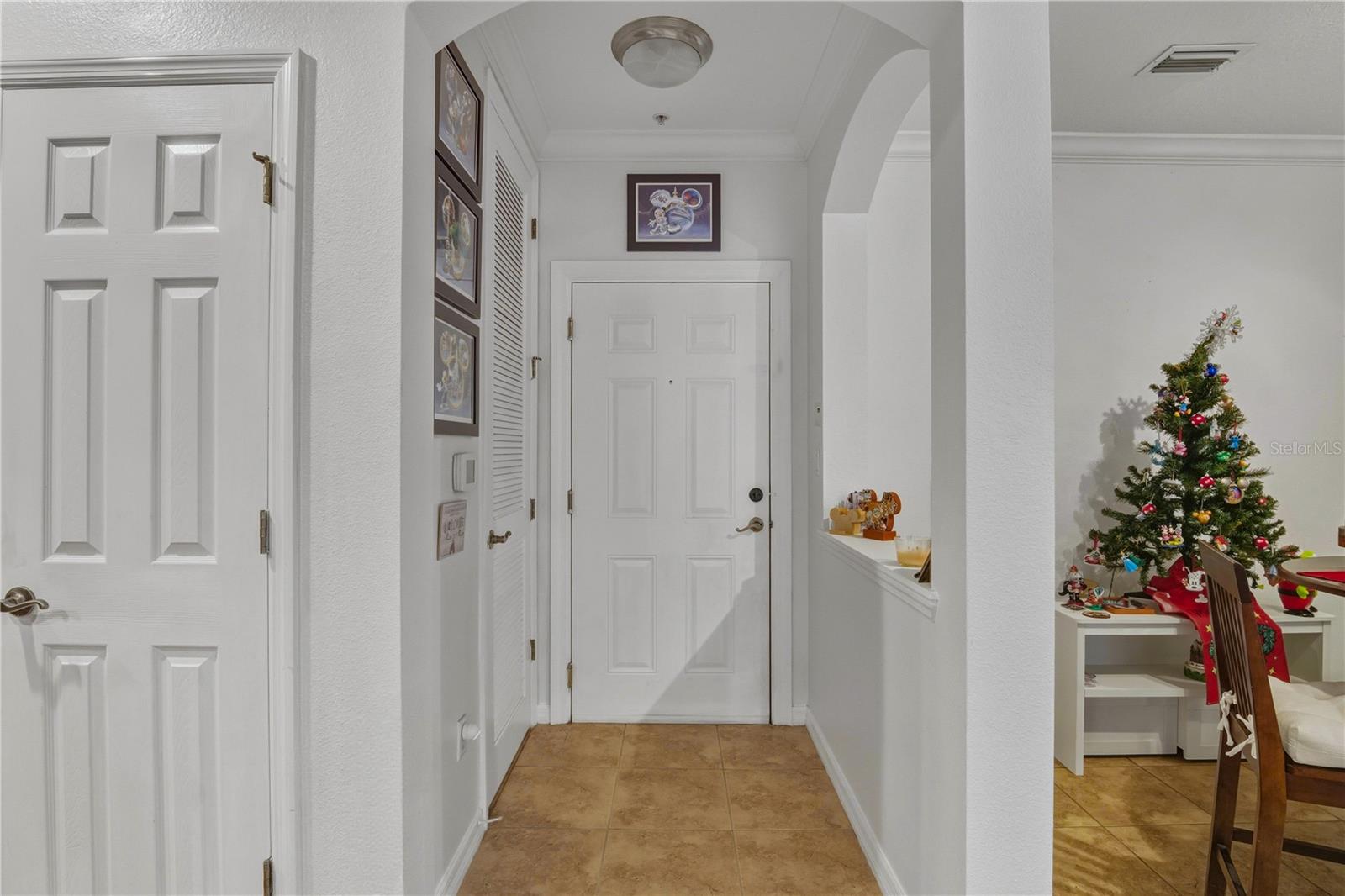 8180 Boat Hook Loop, FL