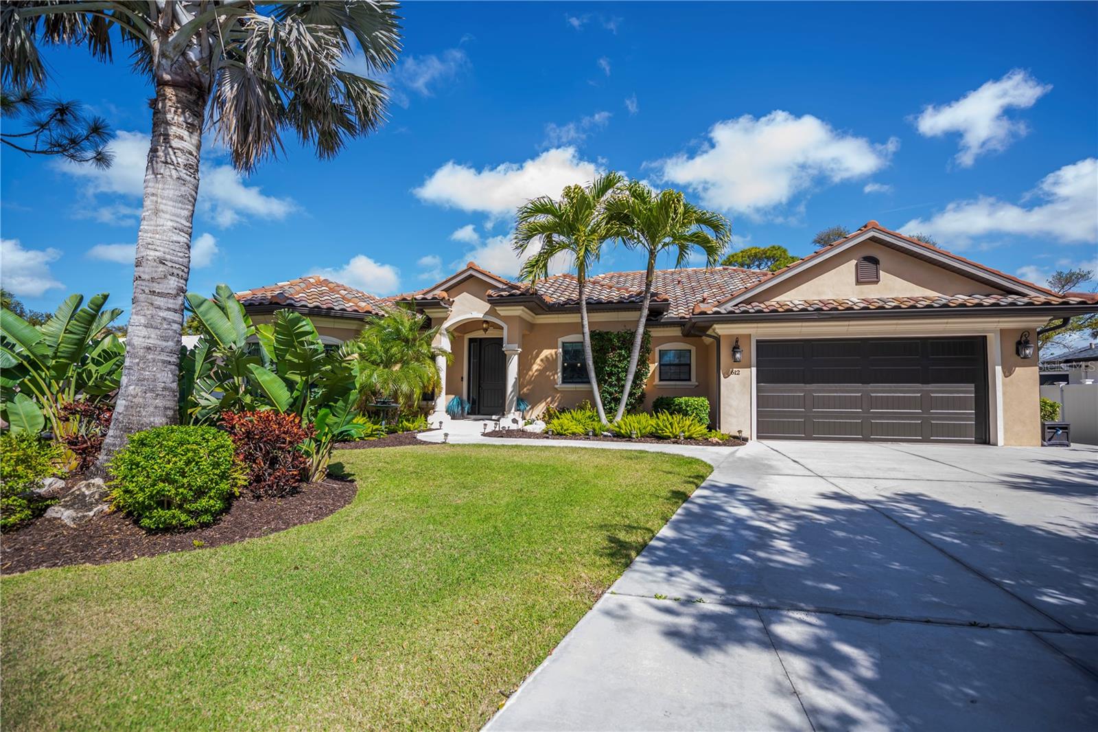 612 Barcelona Ave, FL
