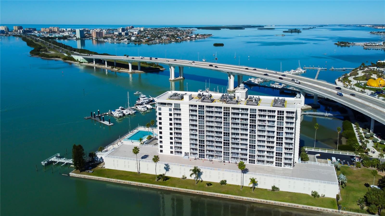 100 Pierce Street, FL