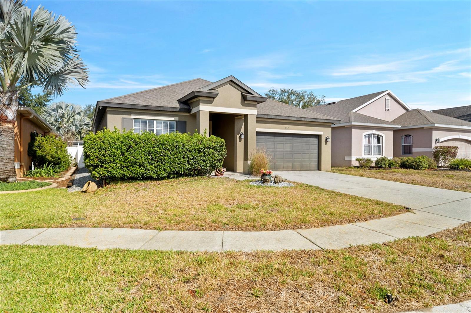 632 Winthrop Dr, FL
