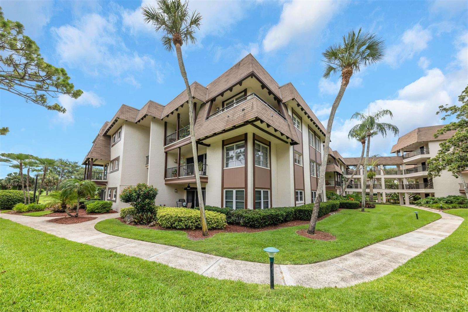 3035 Countryside Boulevard, FL