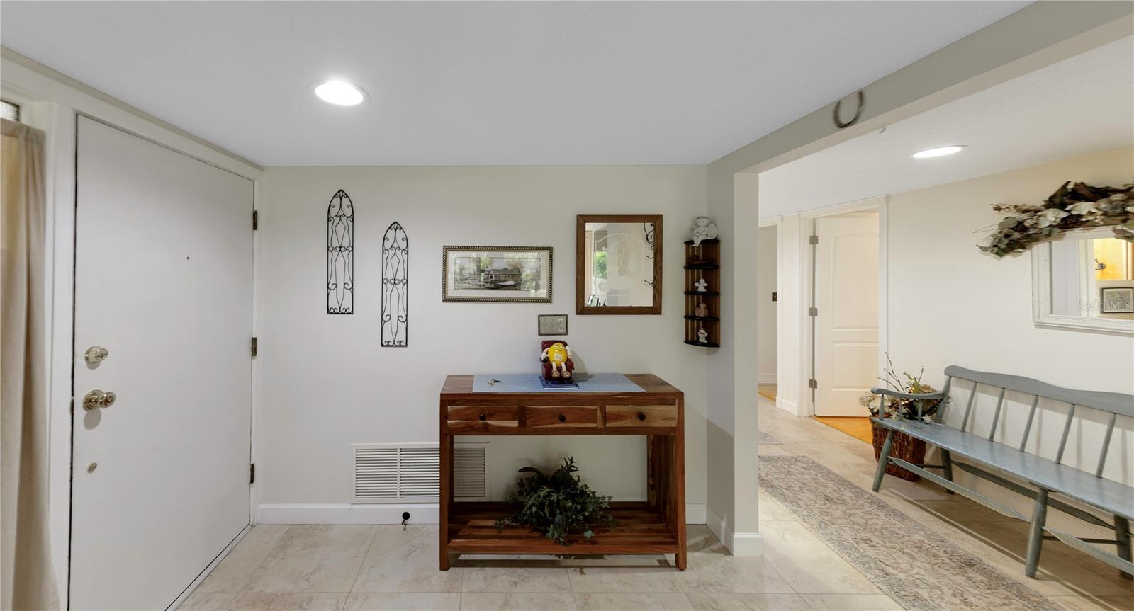 3035 Countryside Boulevard, FL