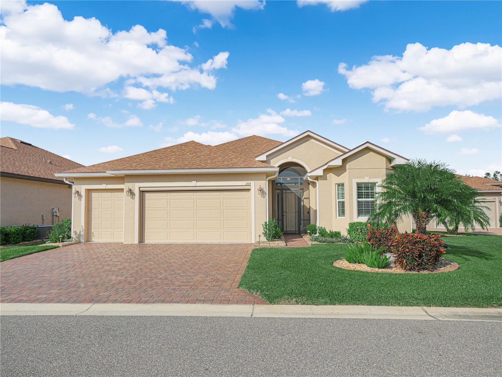 1209 Sawgrass Drive, FL