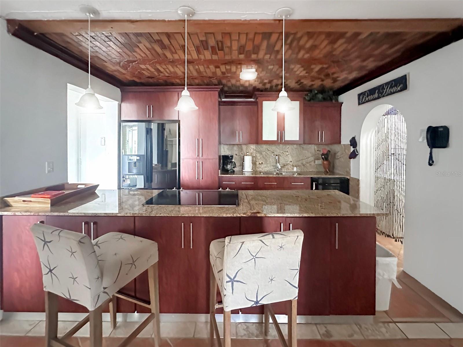 6165 Ave. Isla Verde, PR