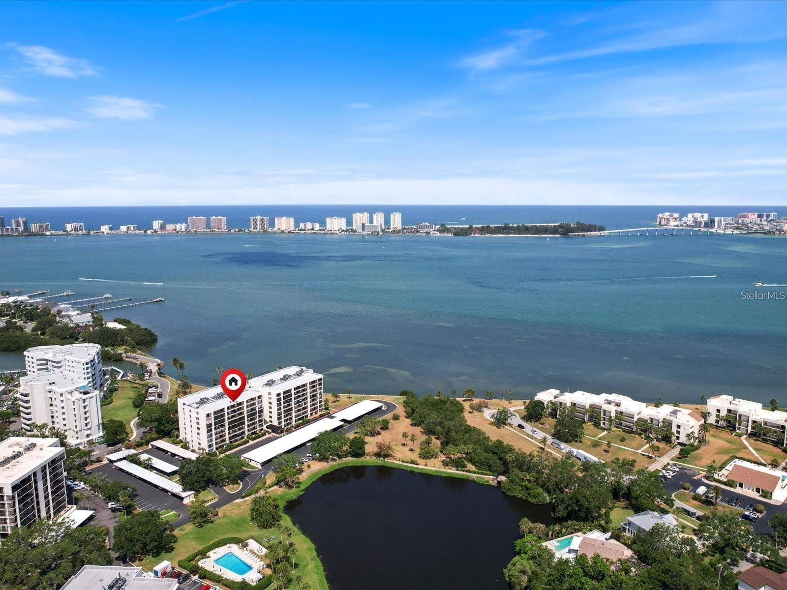 100 Oakmont Lane, FL