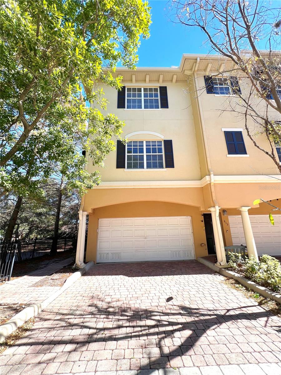 809 Harbor Oak Lane, FL