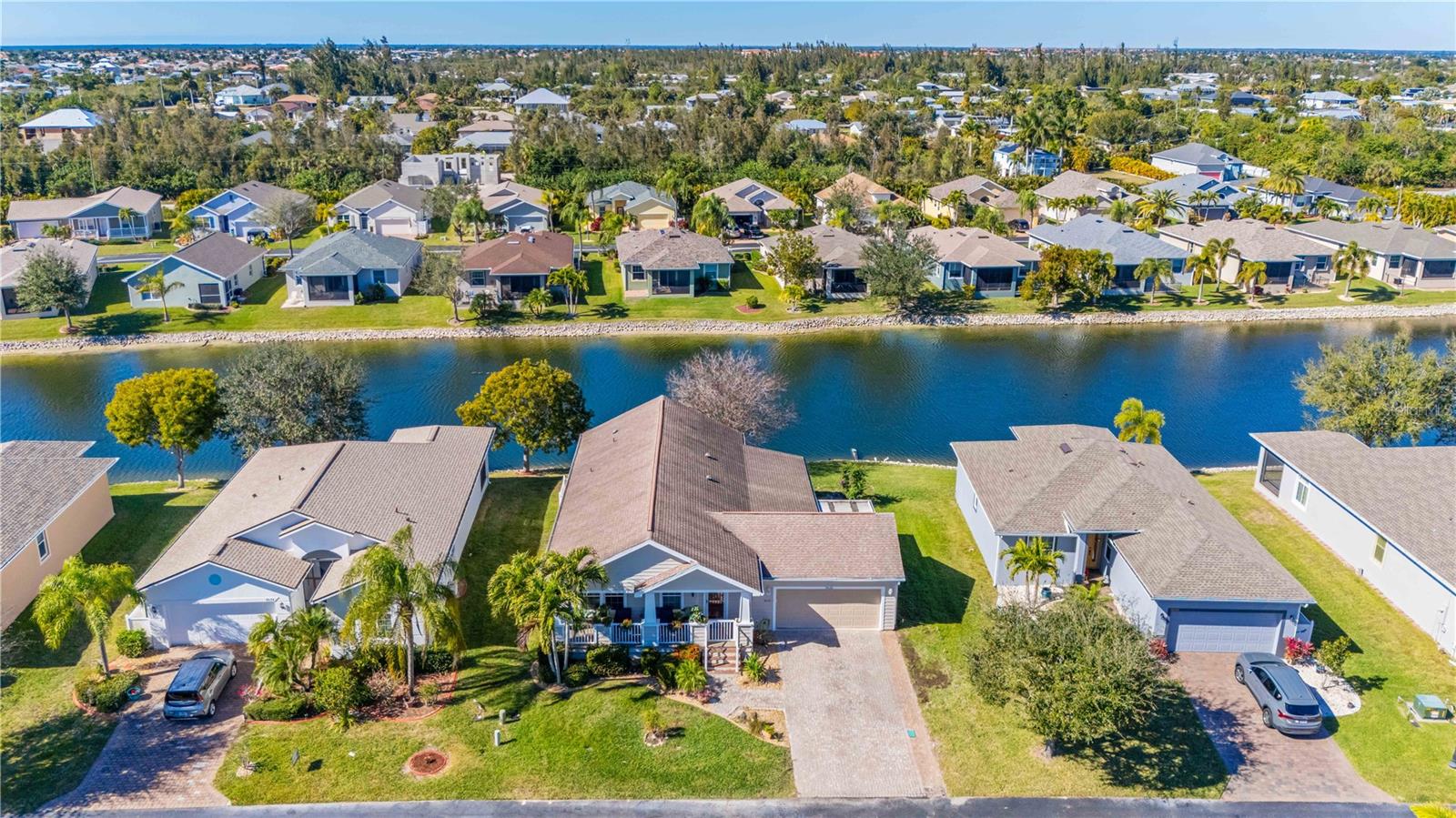 8632 Lake Front Court, FL