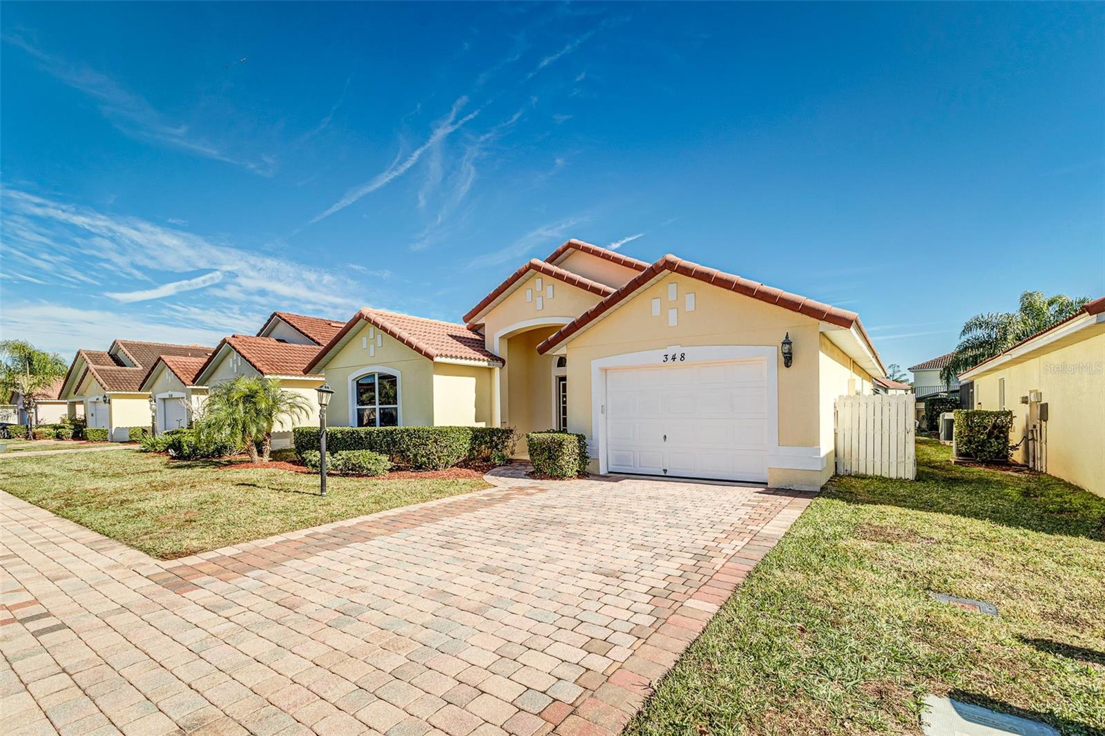 348 Robin Rd, FL