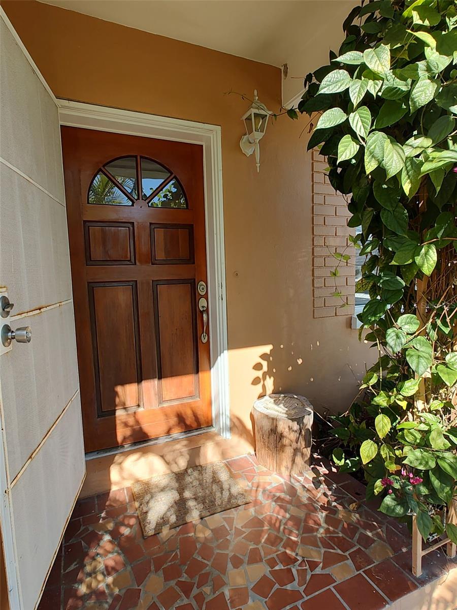 1332 Buckingham Drive, FL