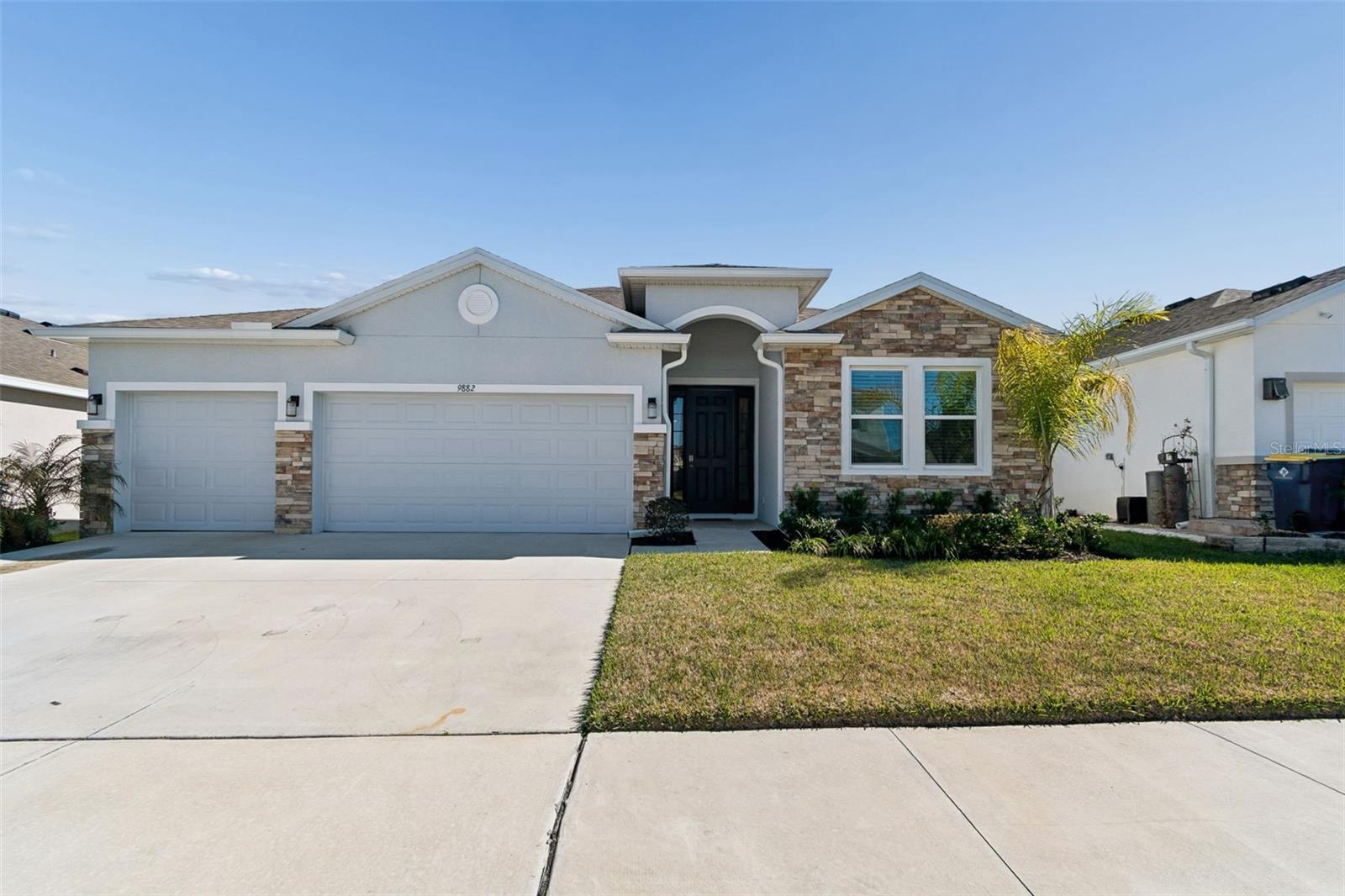 9882 Shoreline View Way, FL