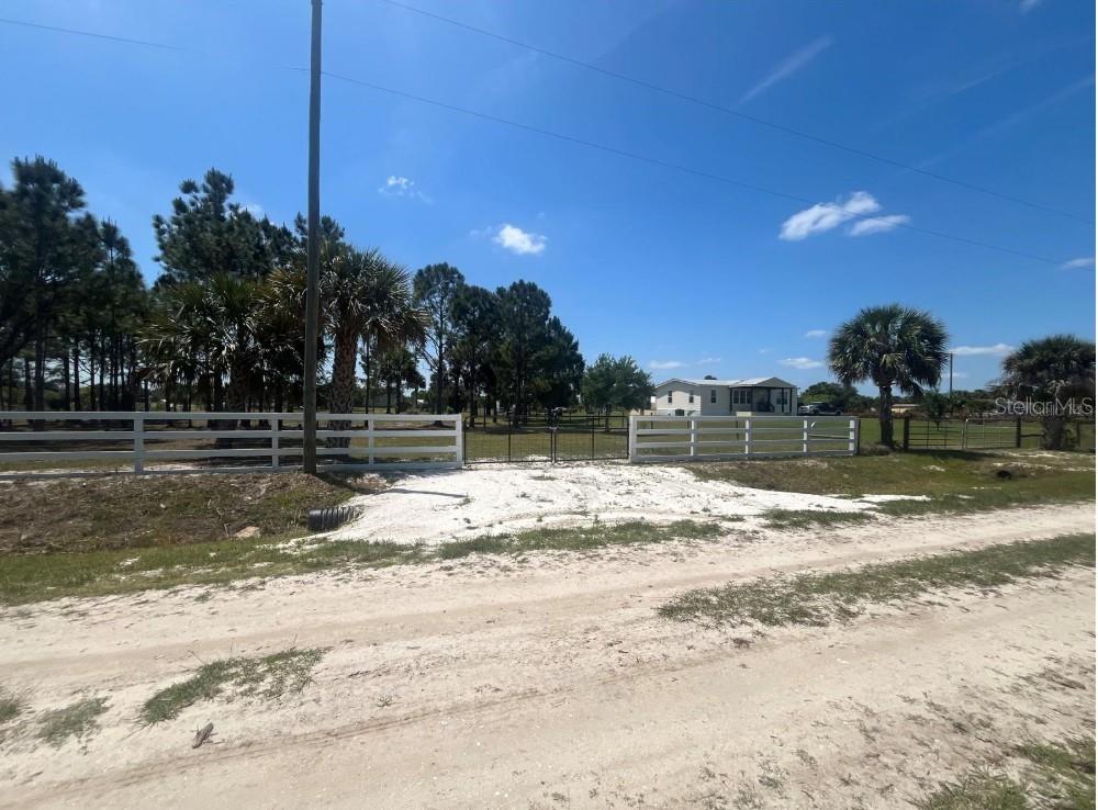 19788 284th St Nw, FL