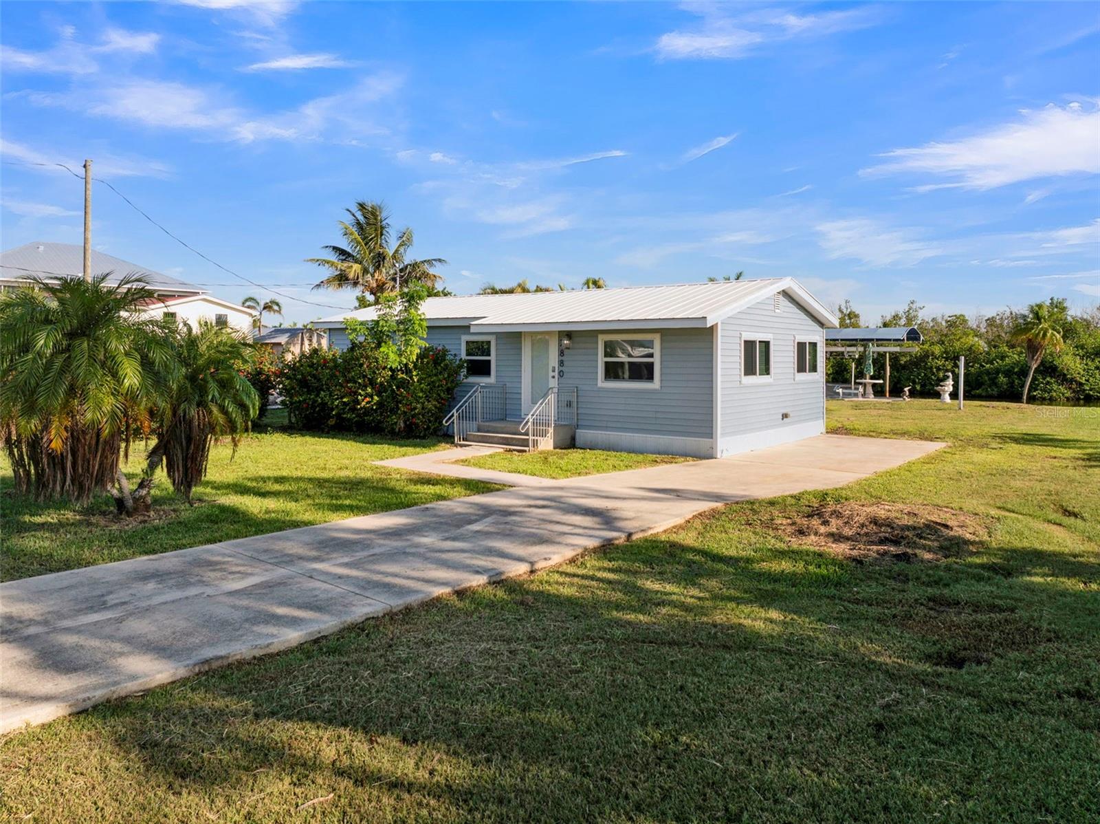 2880 8th Ave, FL