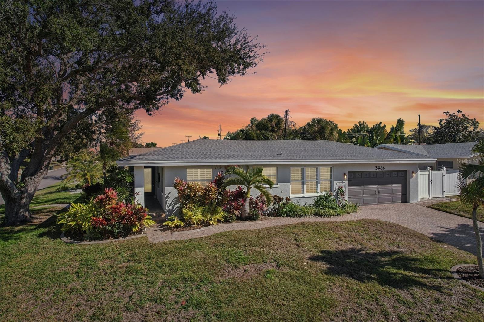 3966 High Bluff Dr, FL