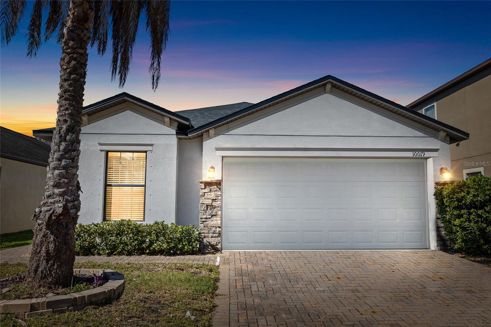 10019 Newminster Loop, FL
