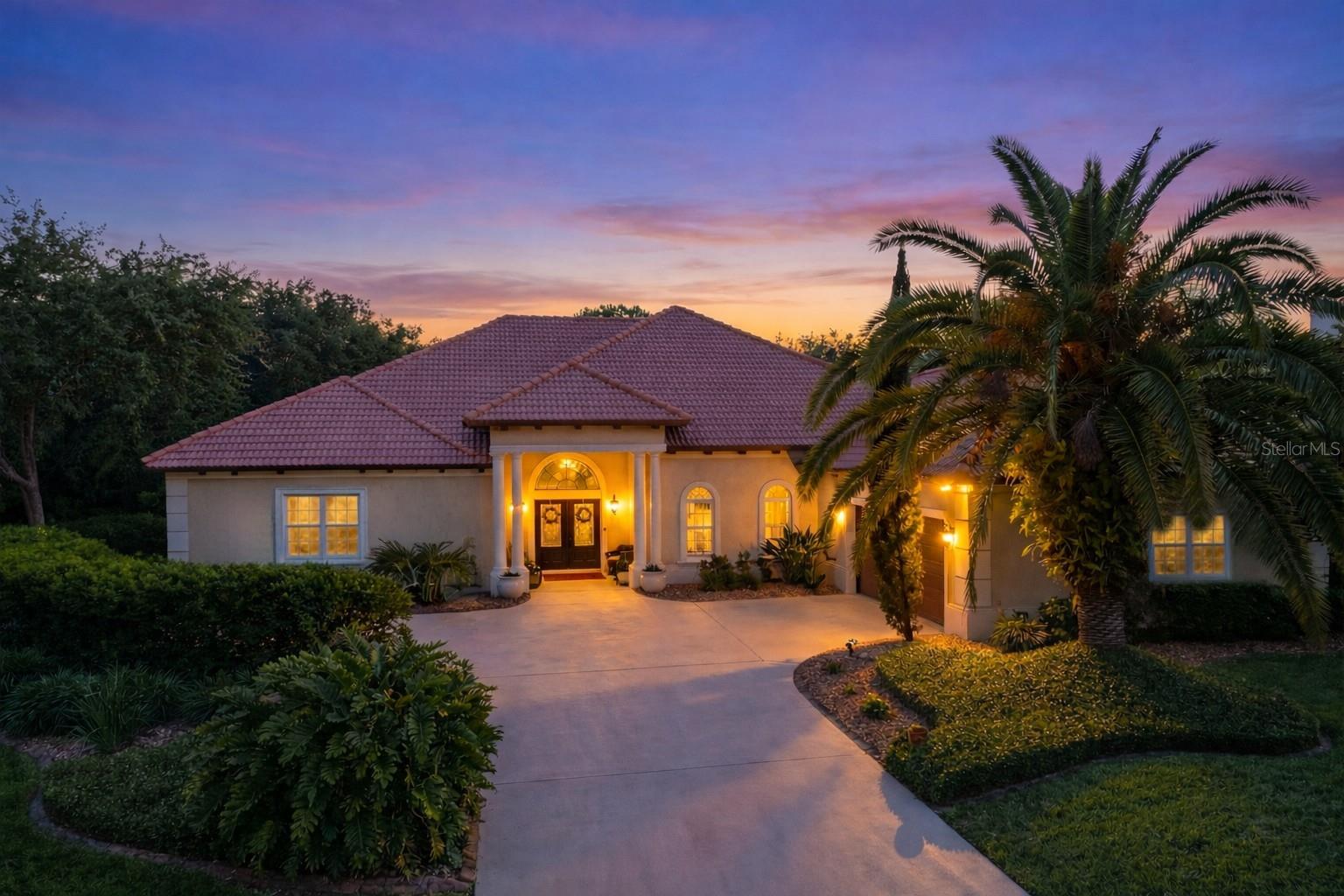 8 Rue Renoir, FL