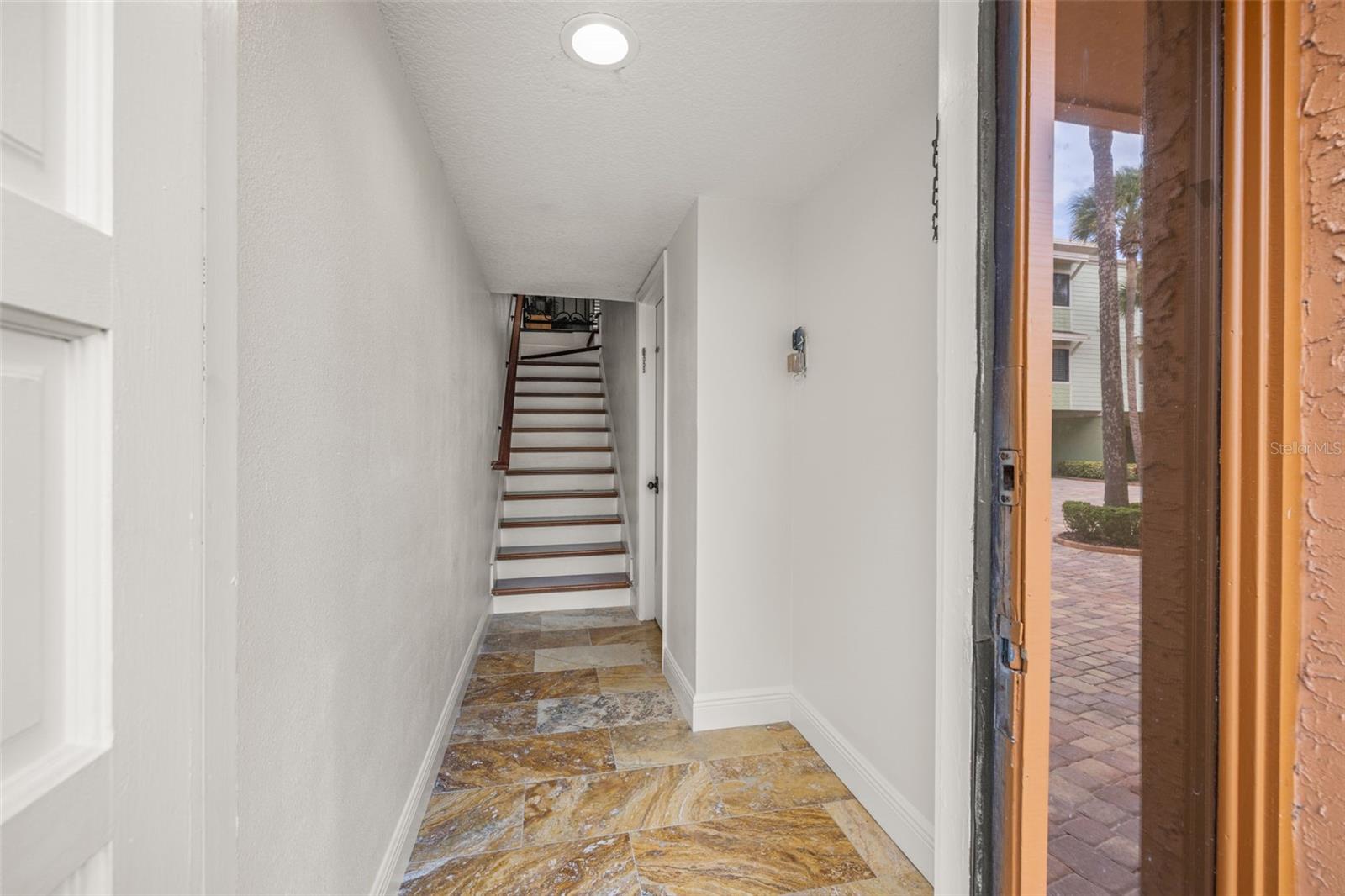 533 Sandy Hook Road, FL