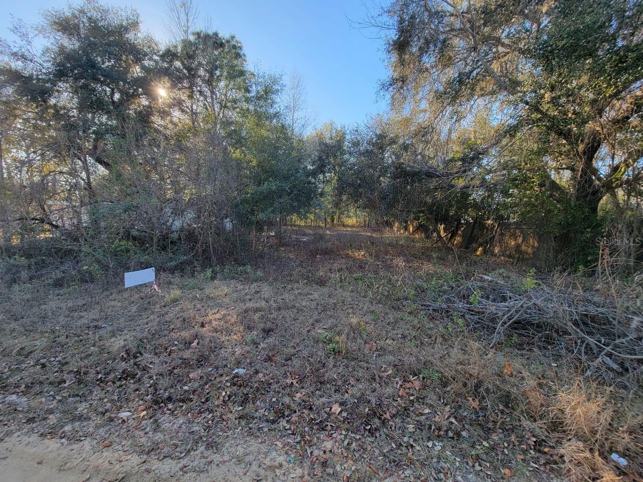 107 Lakeview Way, FL