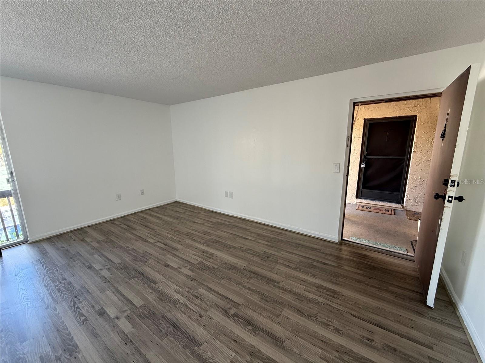 2636 Hidden Lake Drive, FL