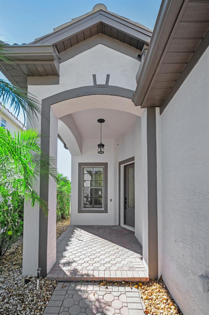 10622 Cape Hatteras Drive, FL