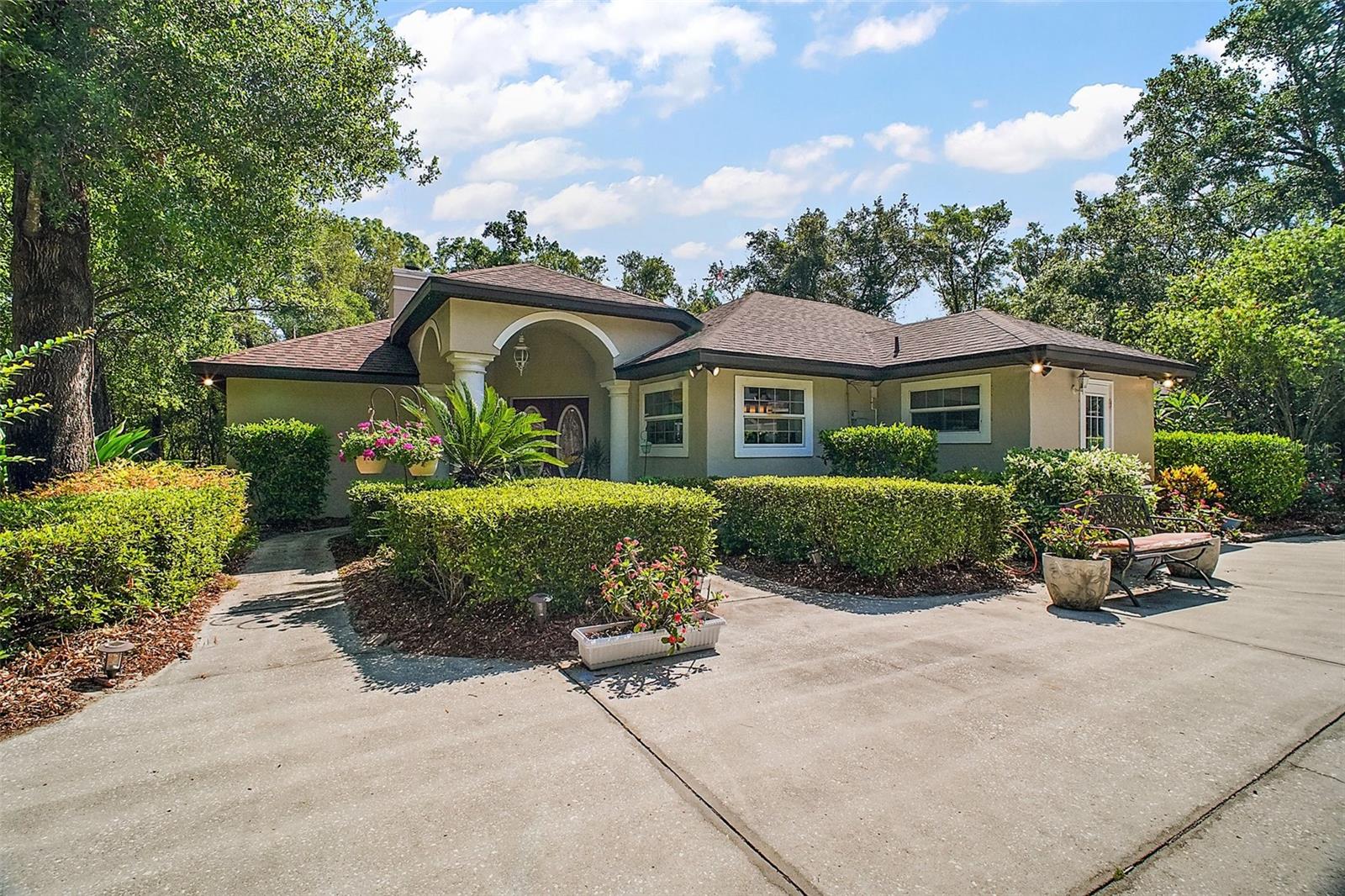 35350 County Road 439, FL