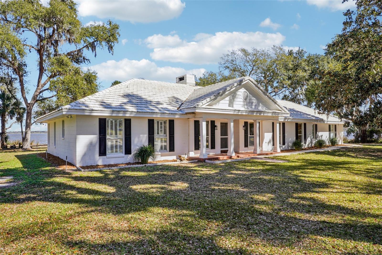 37048 County Road 452, FL