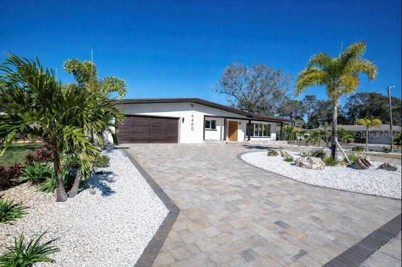 6400 Mockingbird Way, FL