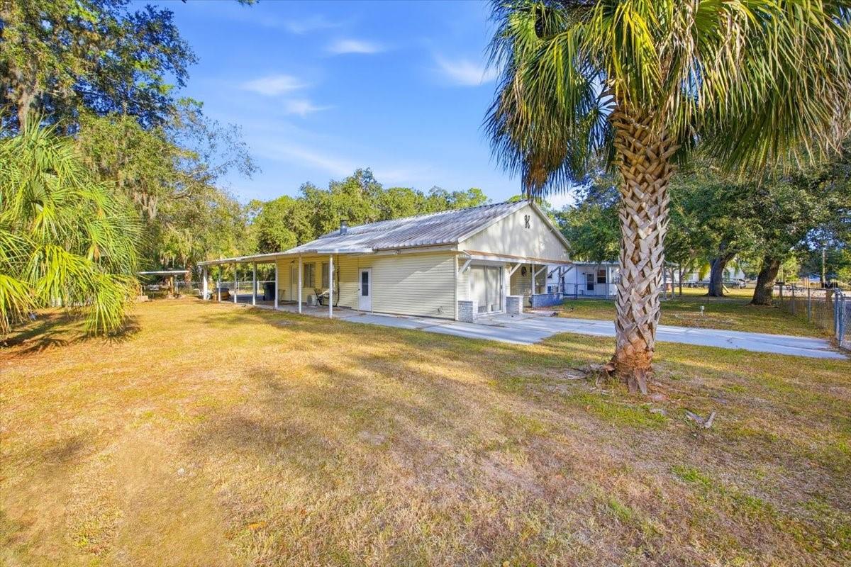 10513 Lynnwood Avenue, FL