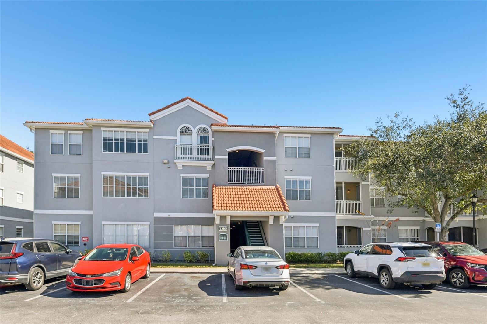 18001 Richmond Place Dr #1213, FL