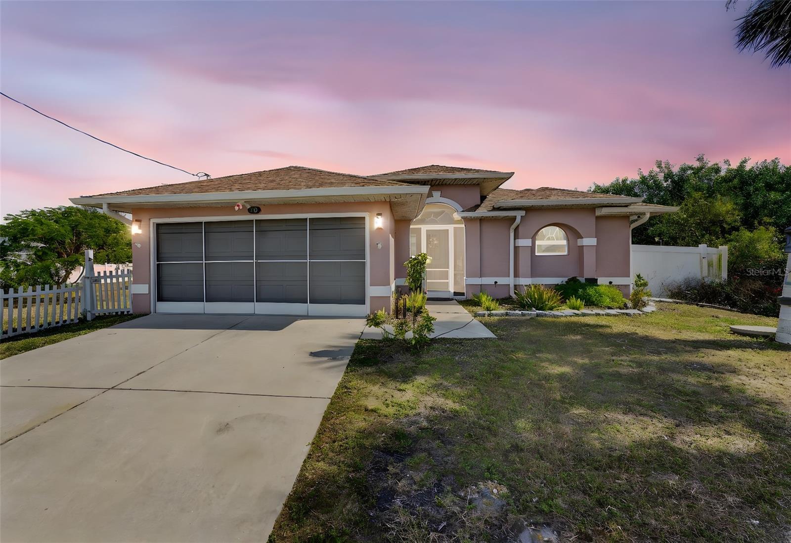 113 Sesame Road, FL