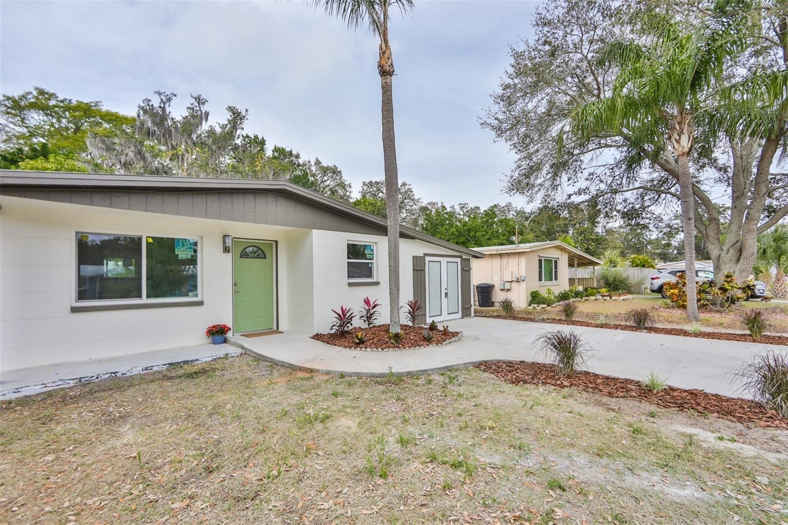 2028 N Betty Ln, FL
