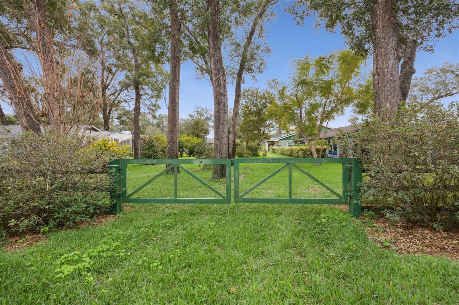 30904 Deal Drive, FL