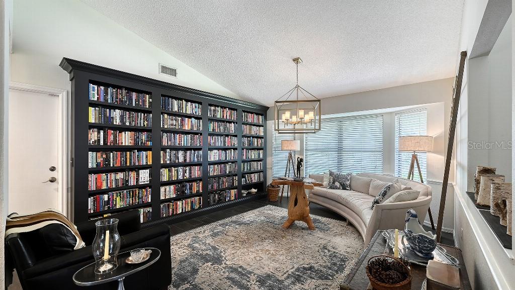 721 Forestview Drive, FL