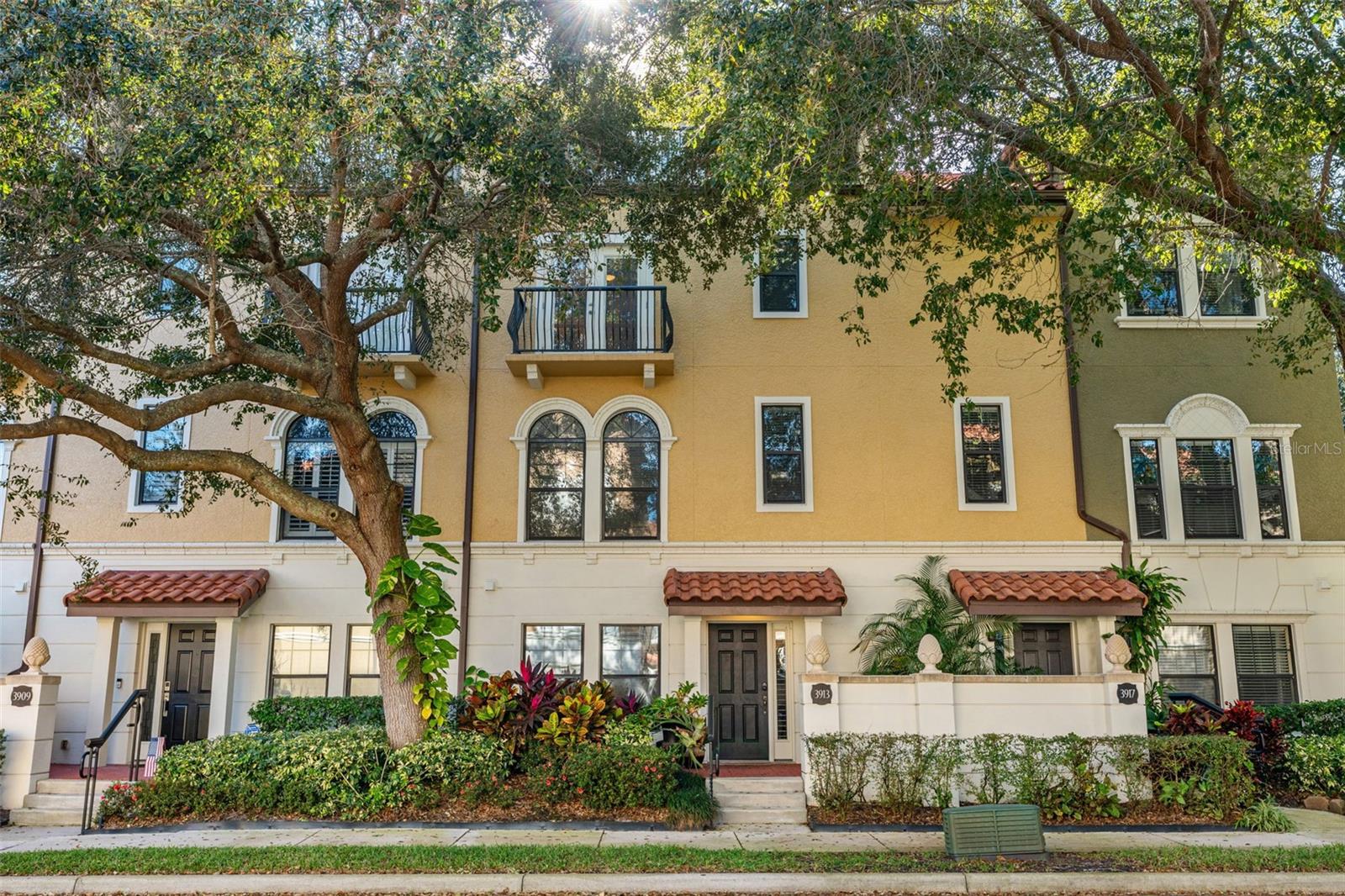 3913 Messina Drive, FL