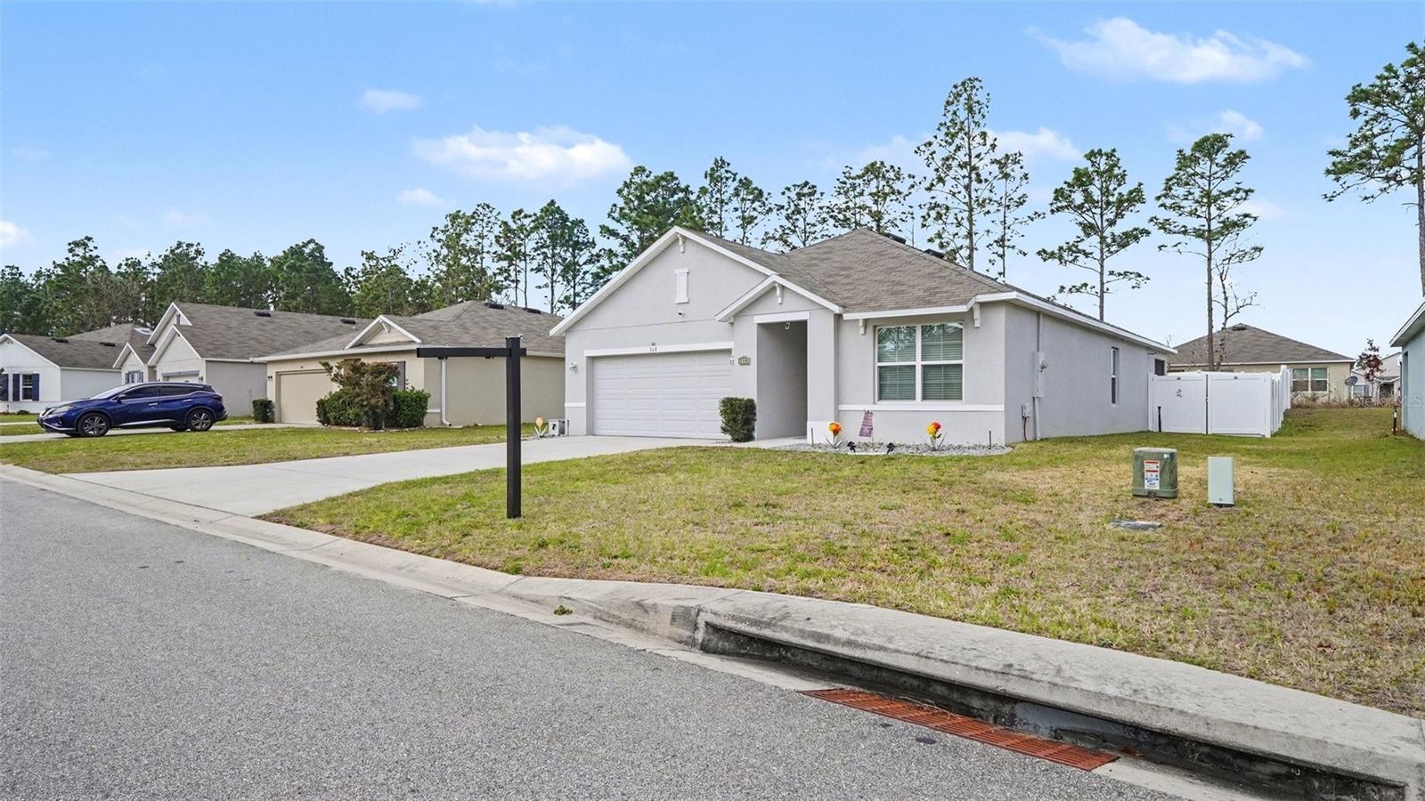 348 Hickory Course Radial, FL