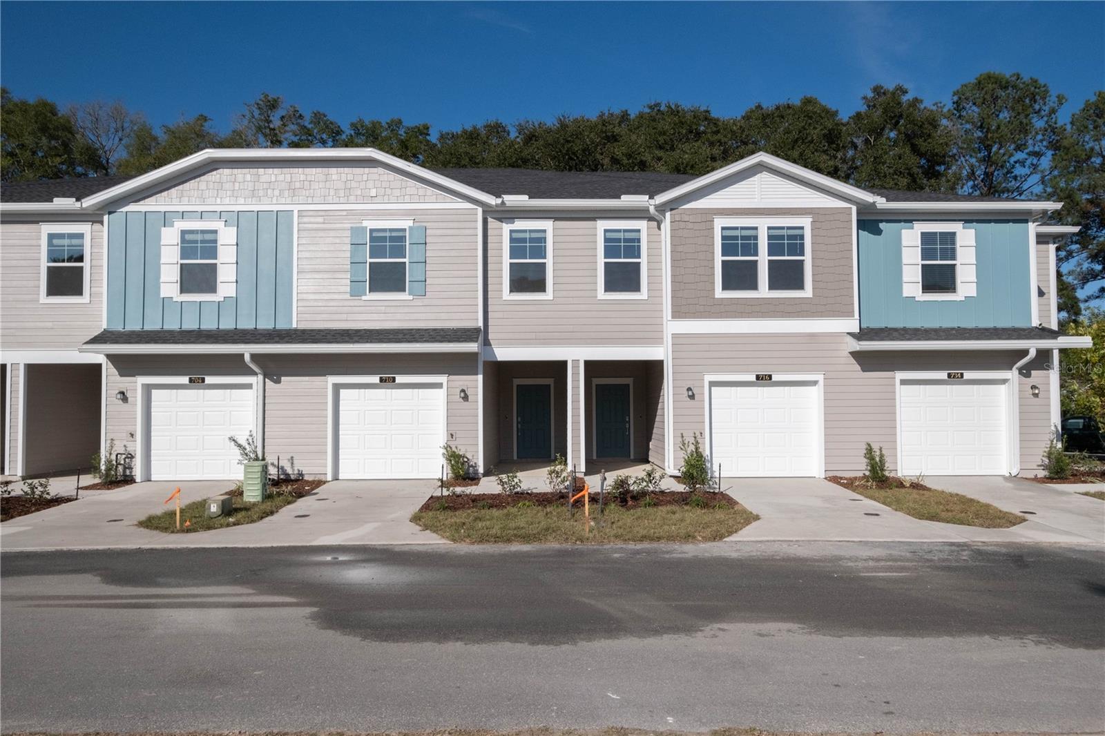 704 126th Terrace, FL