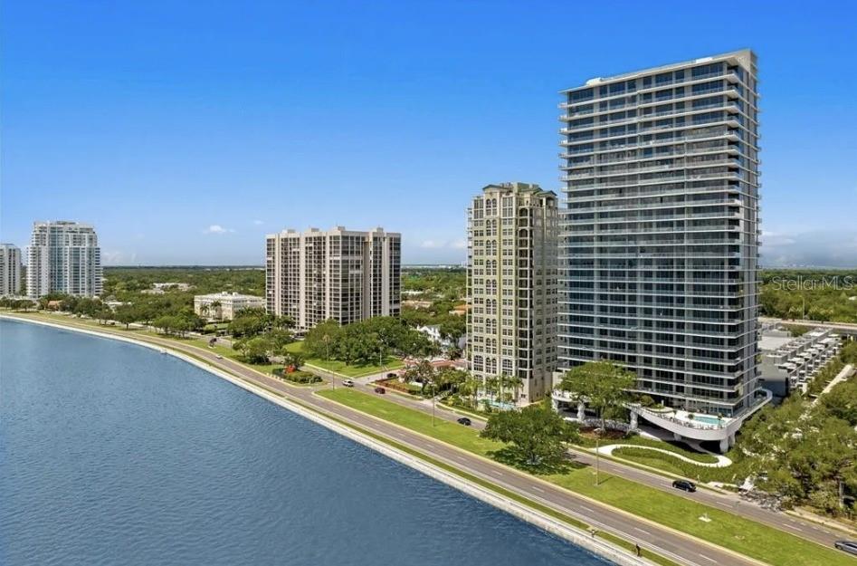 2912 Santiago Street, FL