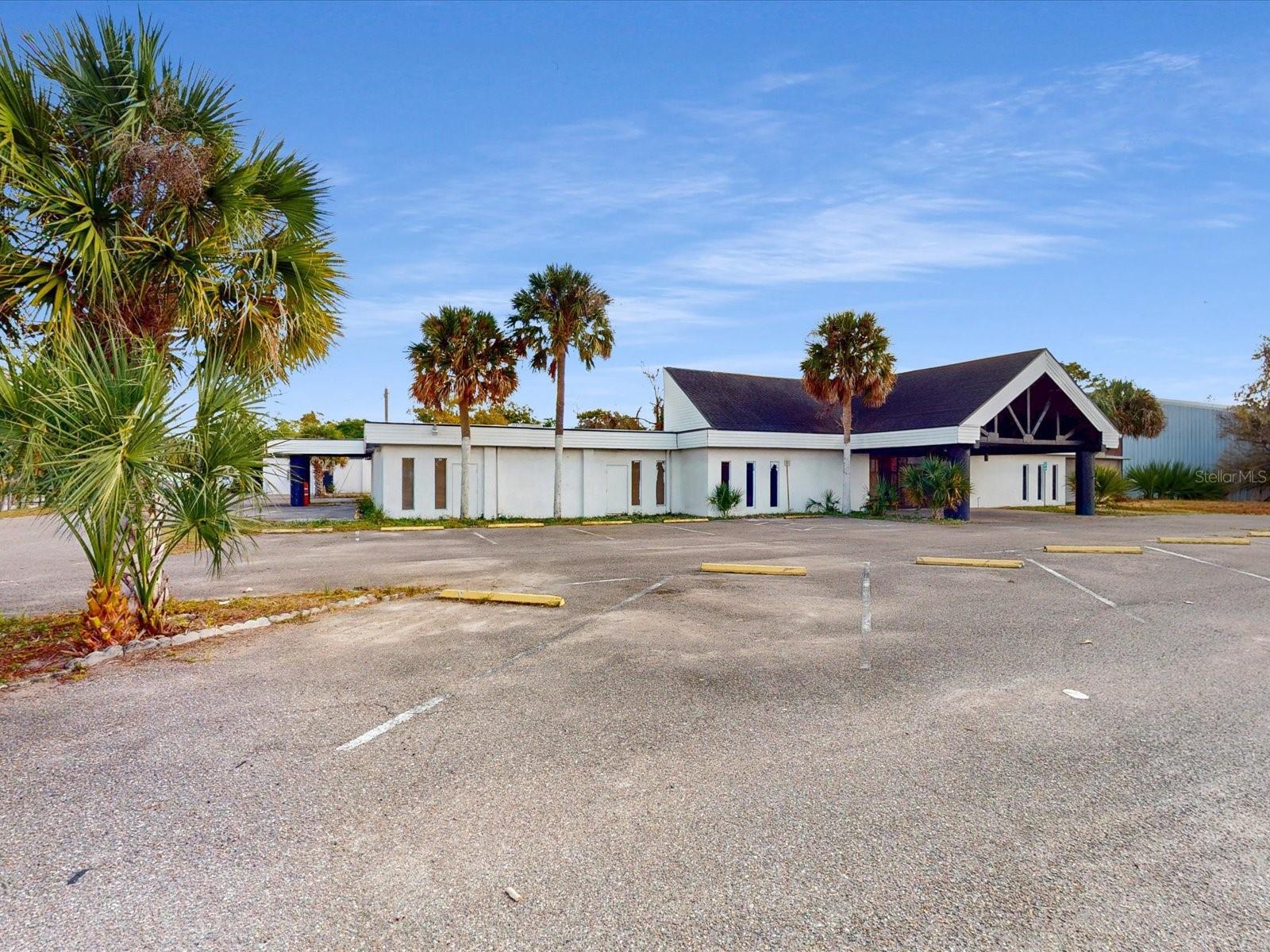 3425 Forsyth Road, FL