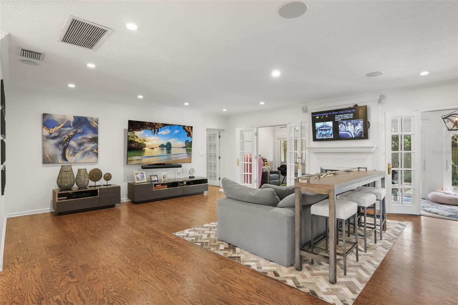 119 Hollie Court, FL