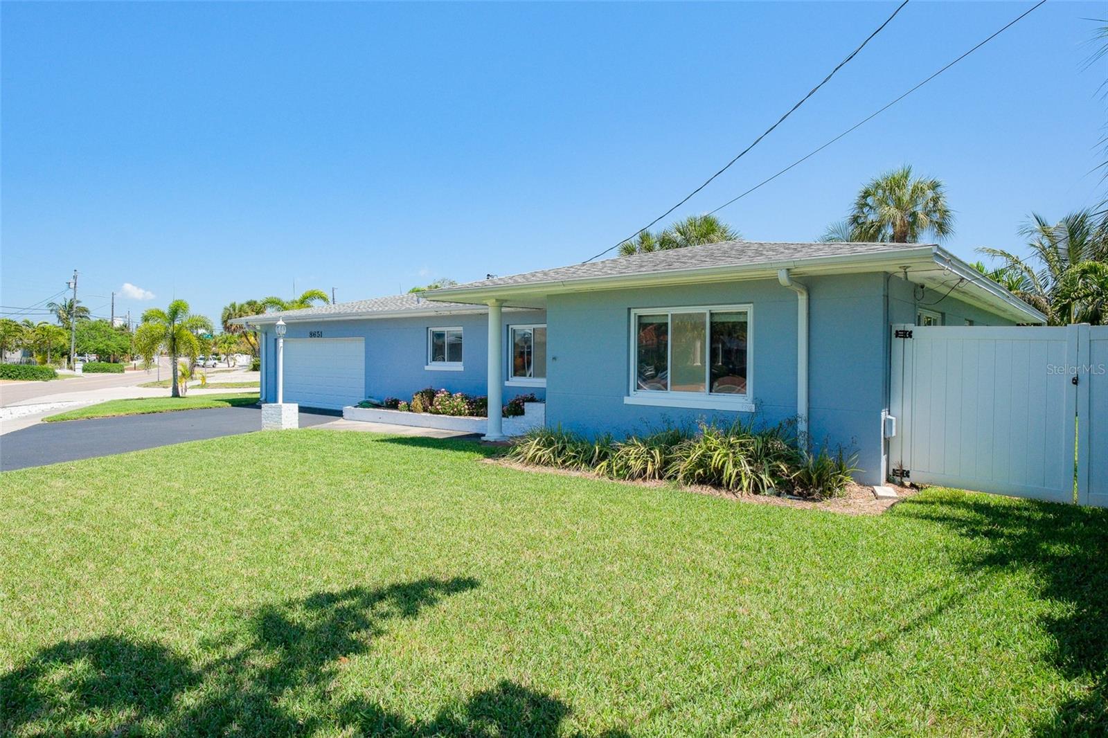 8651 Gulf Boulevard, FL
