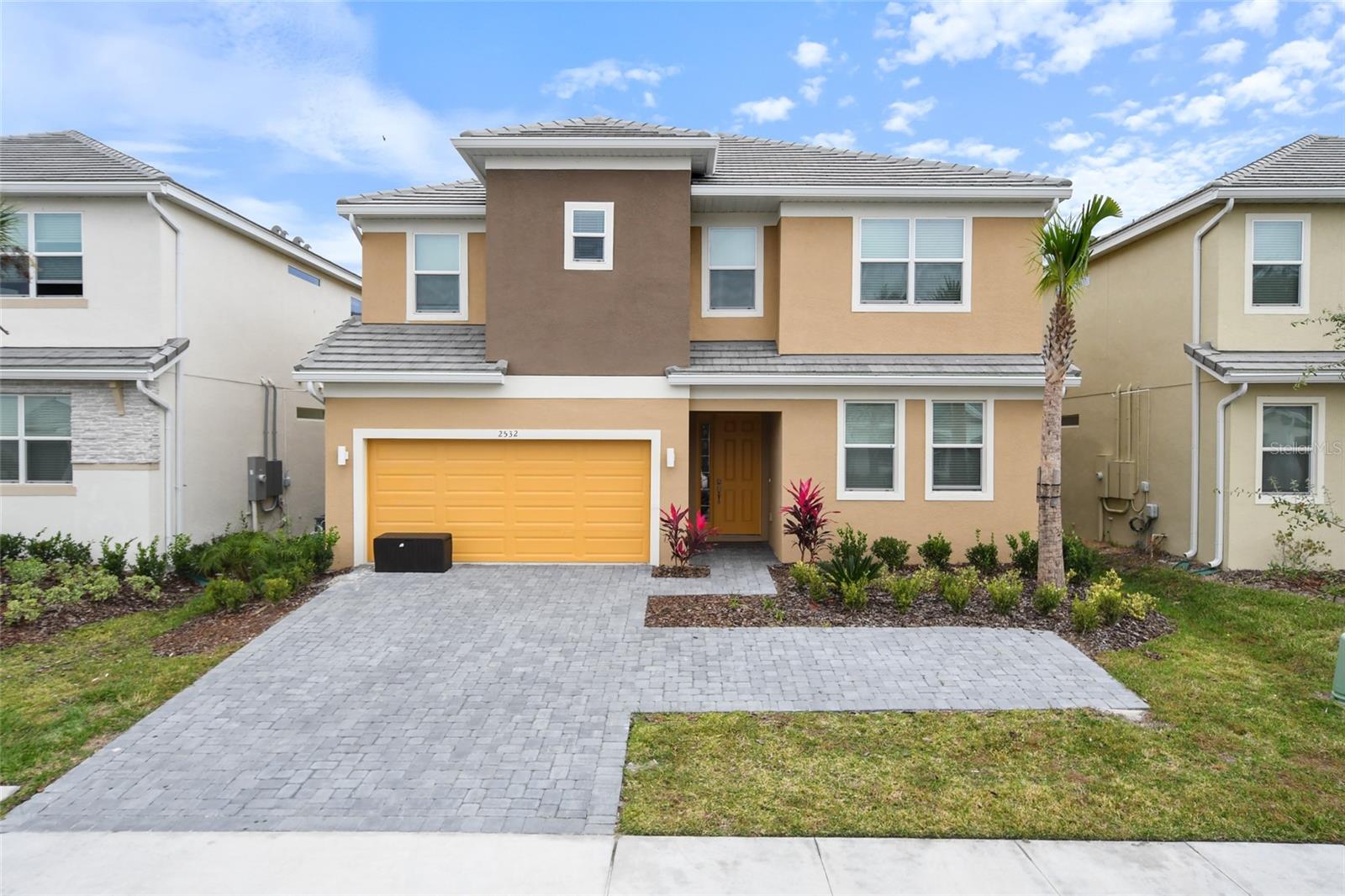 2532 Shanti Dr, FL