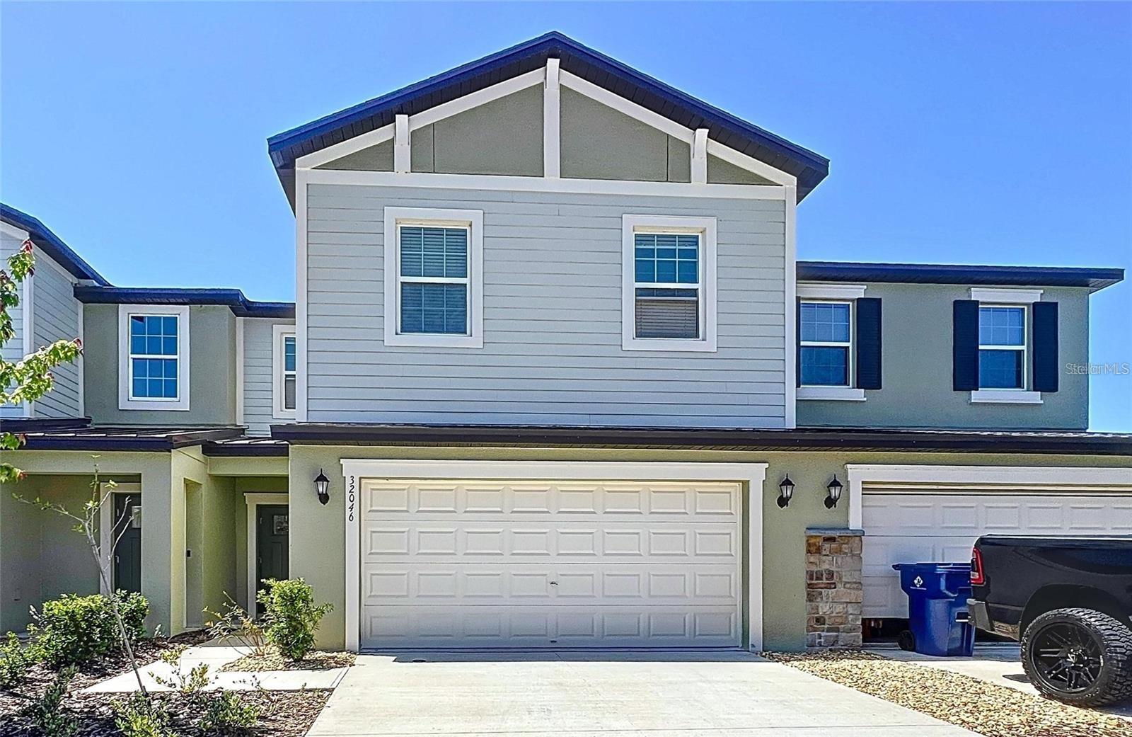 32046 Powderpuff Mimosa Dr, FL