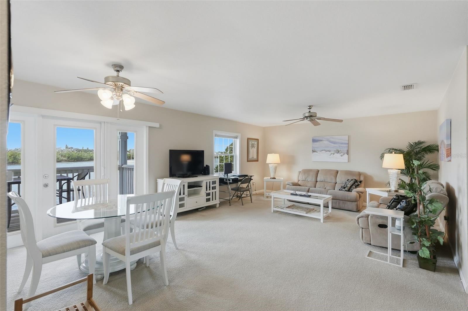 3783 Pompano, FL