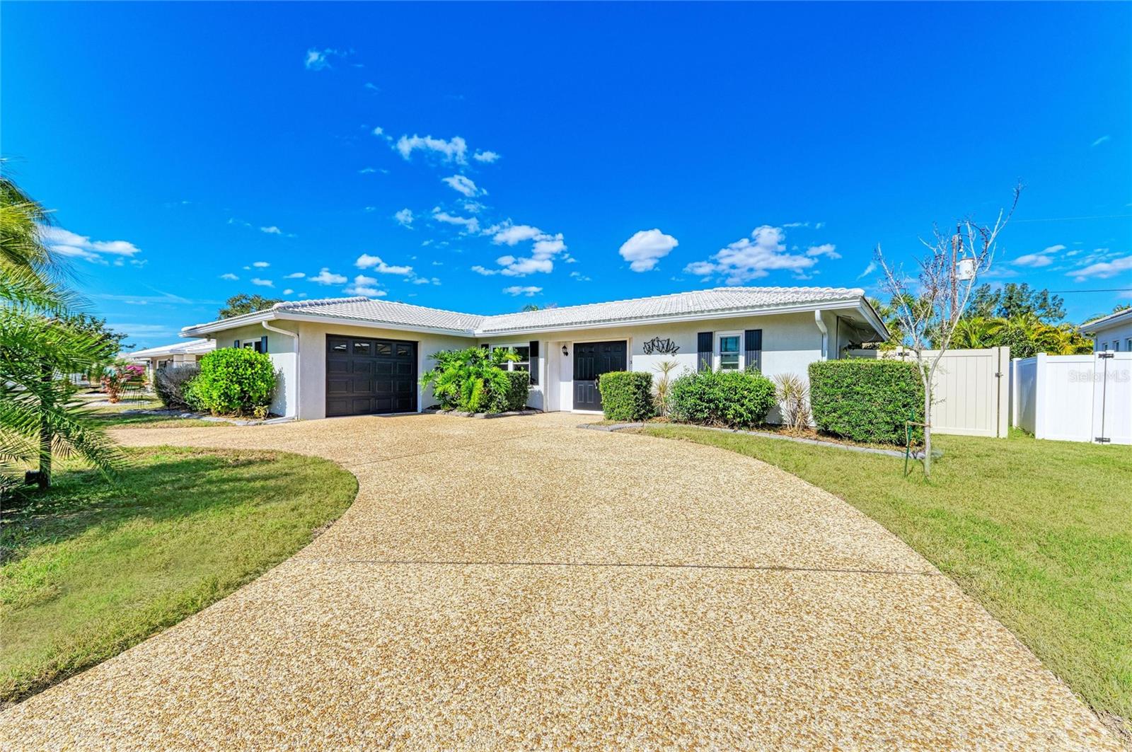 3368 Sheffield Cir, FL