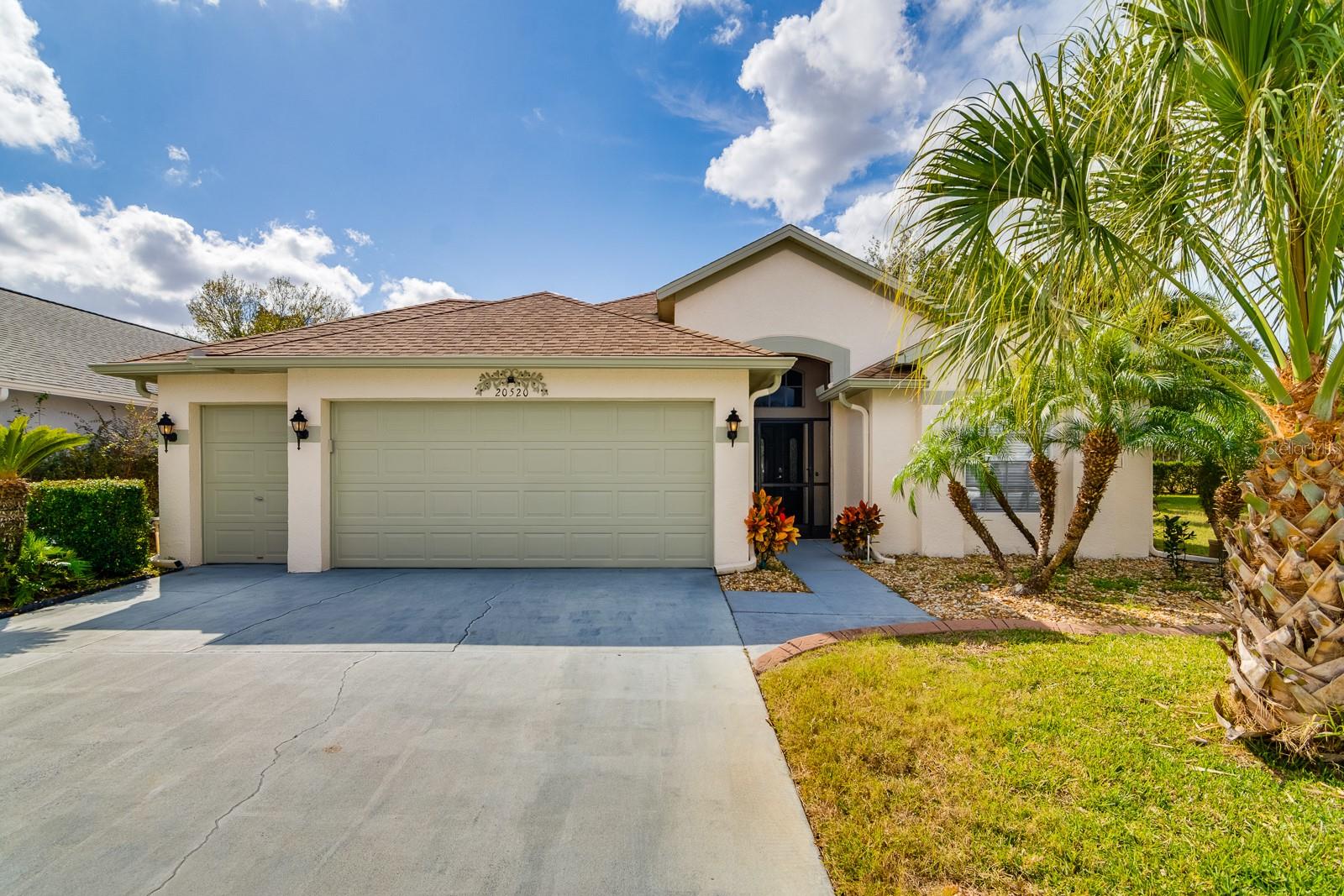 20520 Homossasa Court, FL