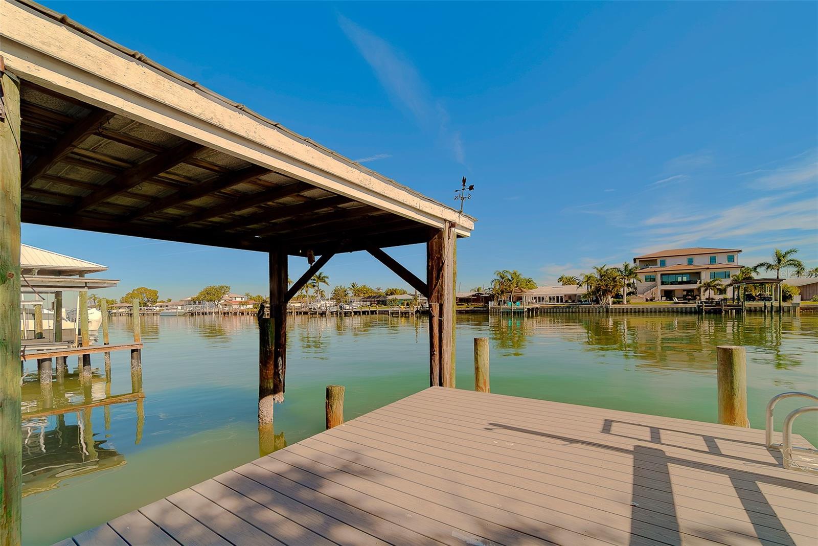 207 Midway Island, FL